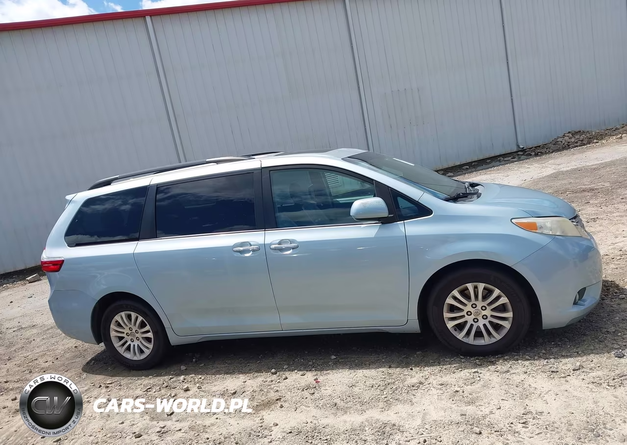 2015 Toyota Sienna Xle 8 Passenger VIN:5TDYK3DCXFS663746 - 13