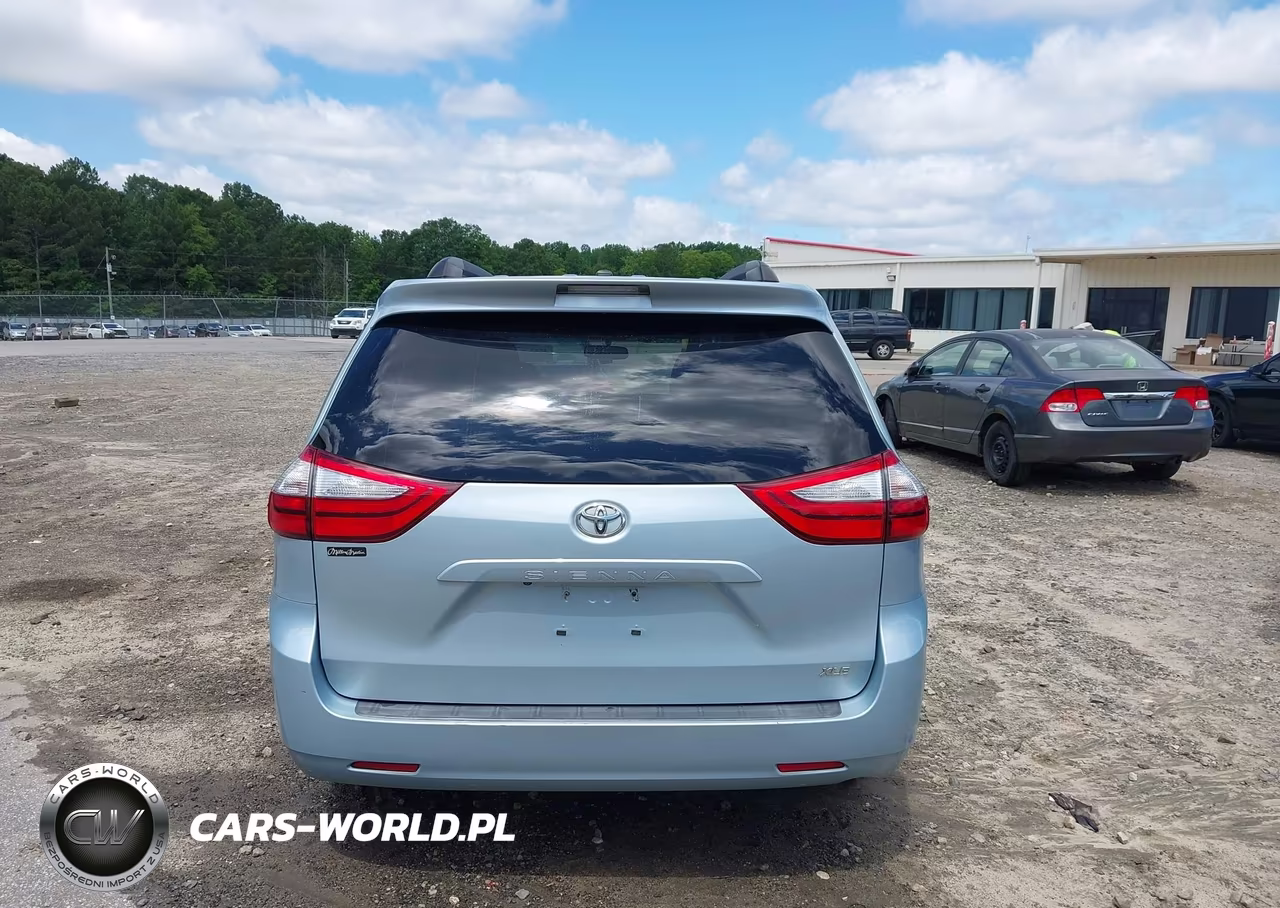 2015 Toyota Sienna Xle 8 Passenger VIN:5TDYK3DCXFS663746 - 16