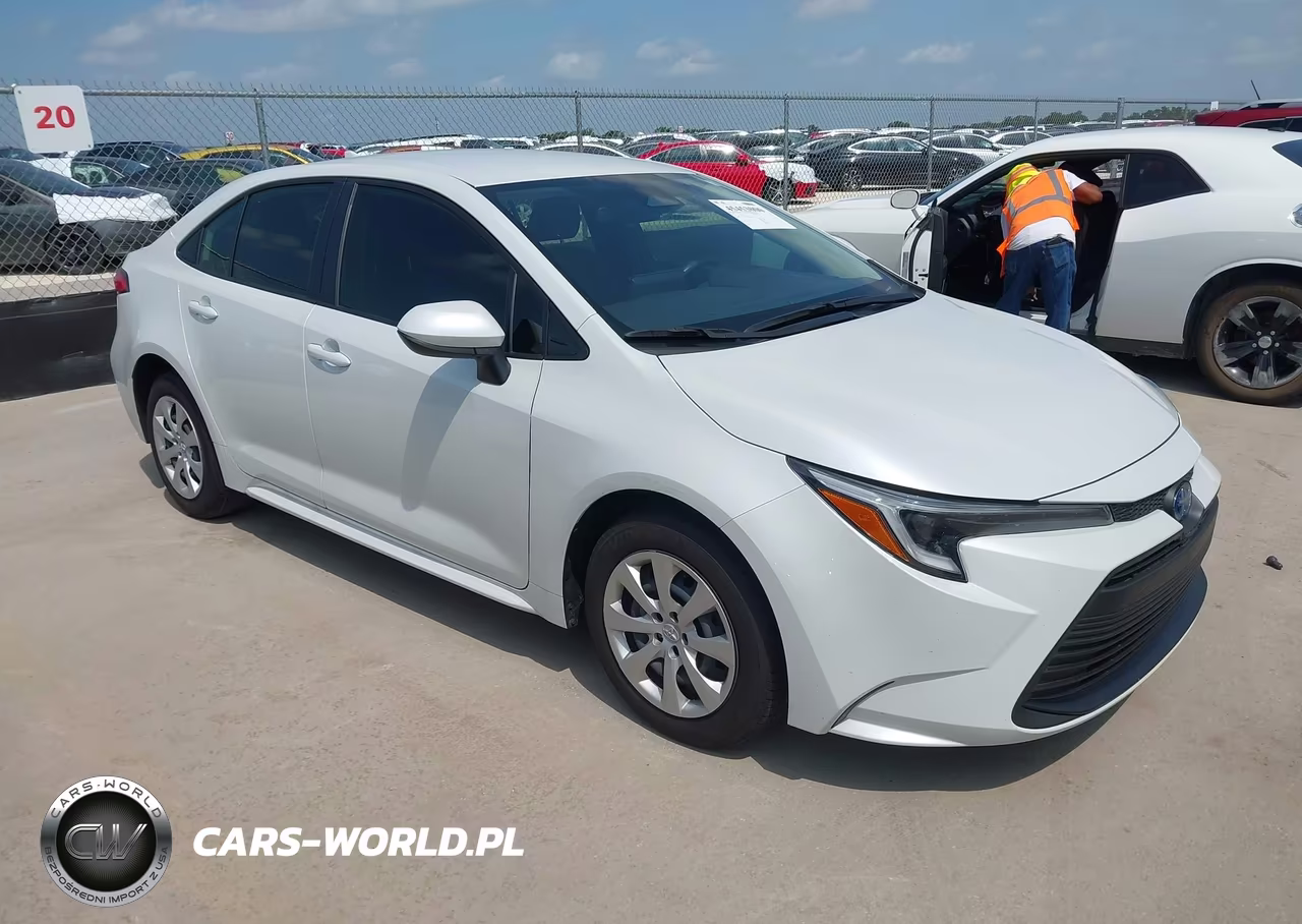 2025 Toyota Corolla Hybrid Le – zdjęcie 1 z 13