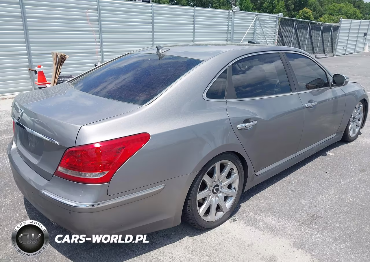 2012 Hyundai Equus Signature VIN:KMHGH4JH3CU051570 - 4
