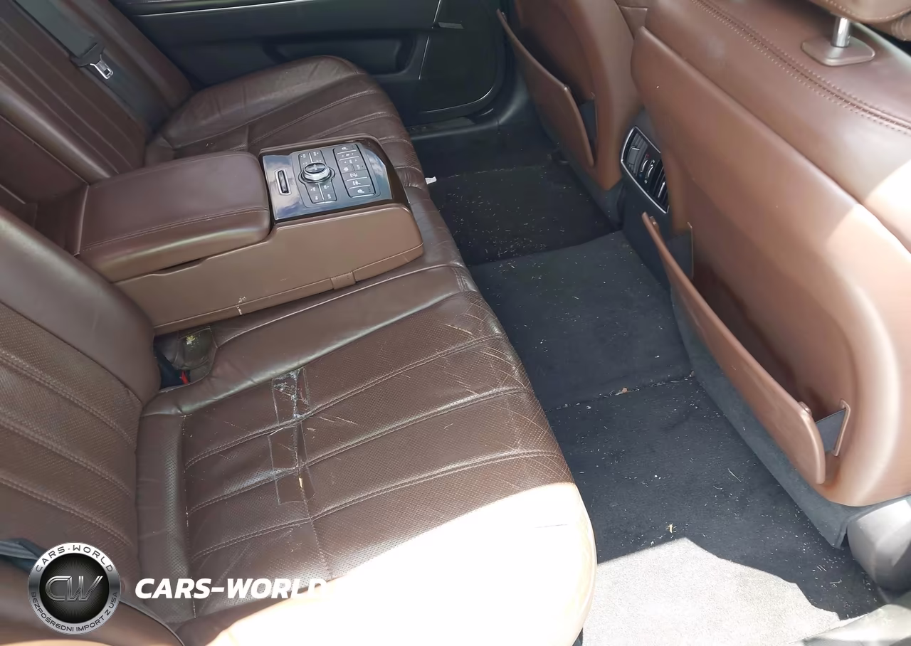 2012 Hyundai Equus Signature VIN:KMHGH4JH3CU051570 - 8