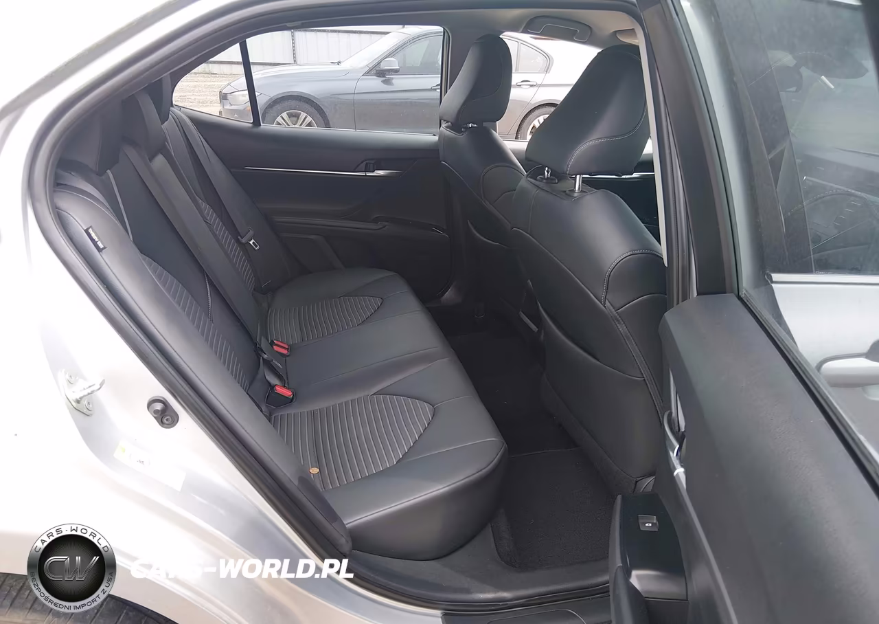 2018 Toyota Camry Se VIN:4T1B11HK9JU003146 - 8