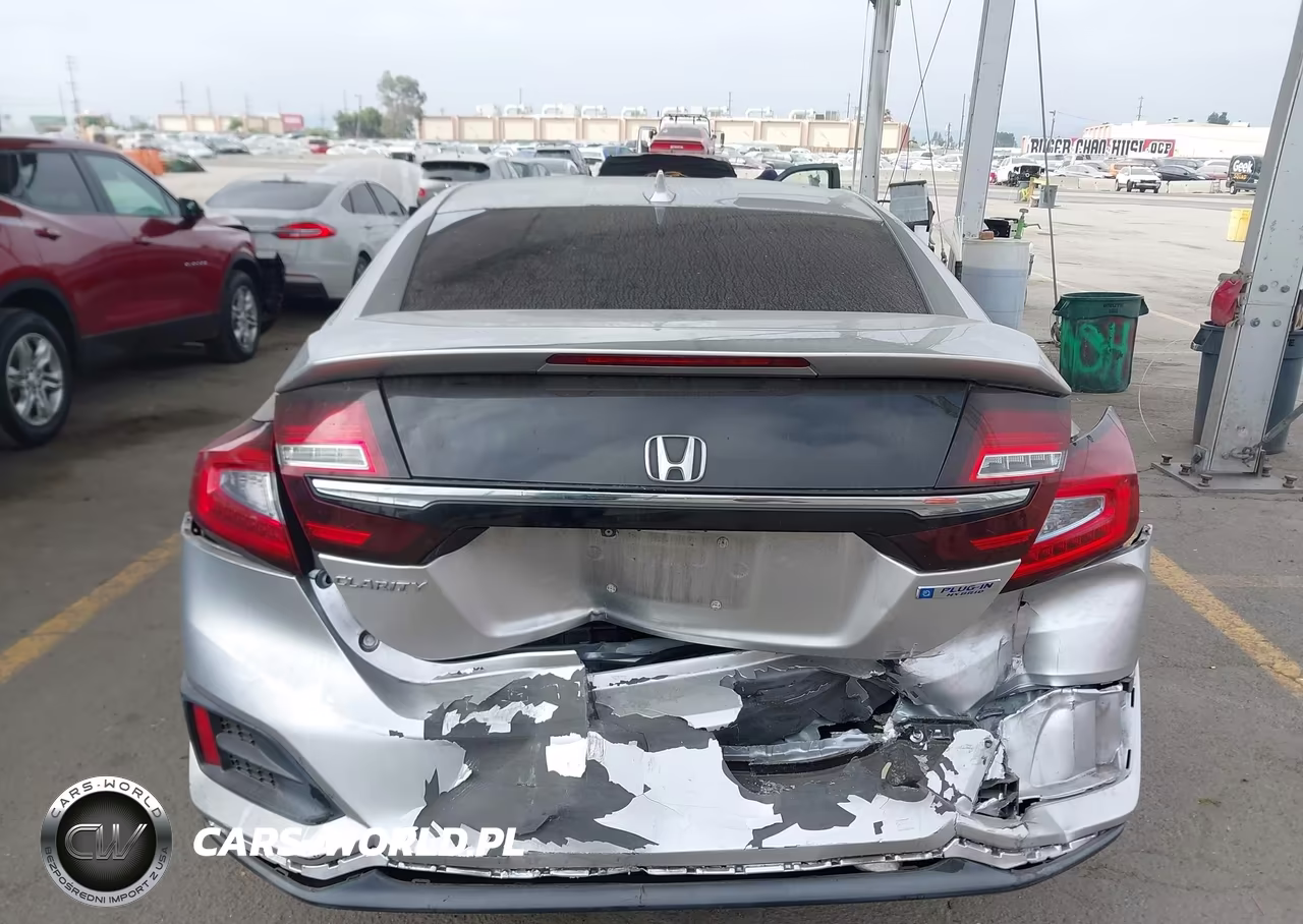 2018 Honda Clarity Plug-In Hybrid VIN:JHMZC5F18JC020006 - 16