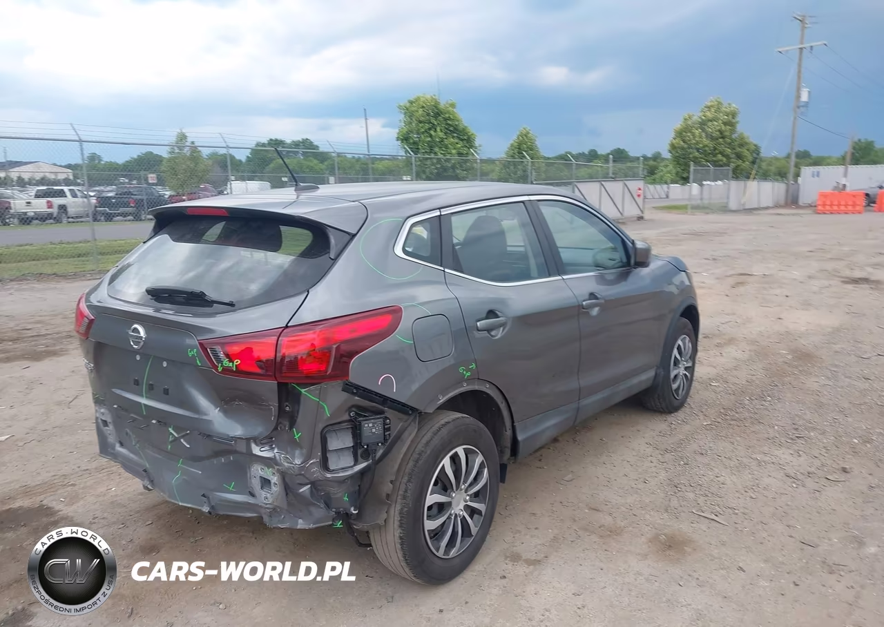 2019 Nissan Rogue Sport S VIN:JN1BJ1CP2KW522586 - 4