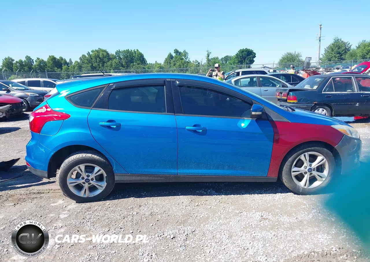 2013 Ford Focus Se VIN:1FADP3K24DL261543 - 14