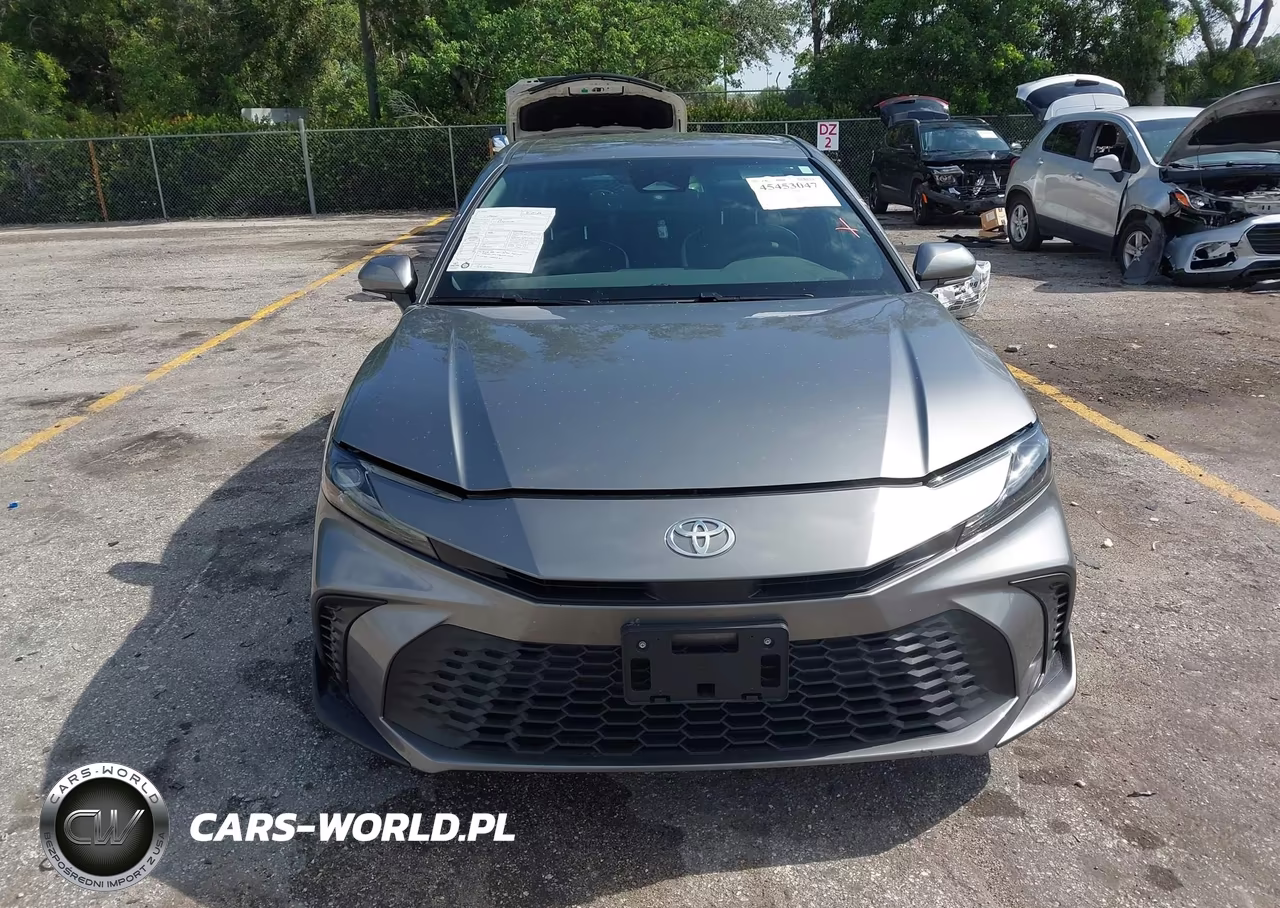 2025 Toyota Camry Se VIN:4T1DAACK3SU635402 - 12