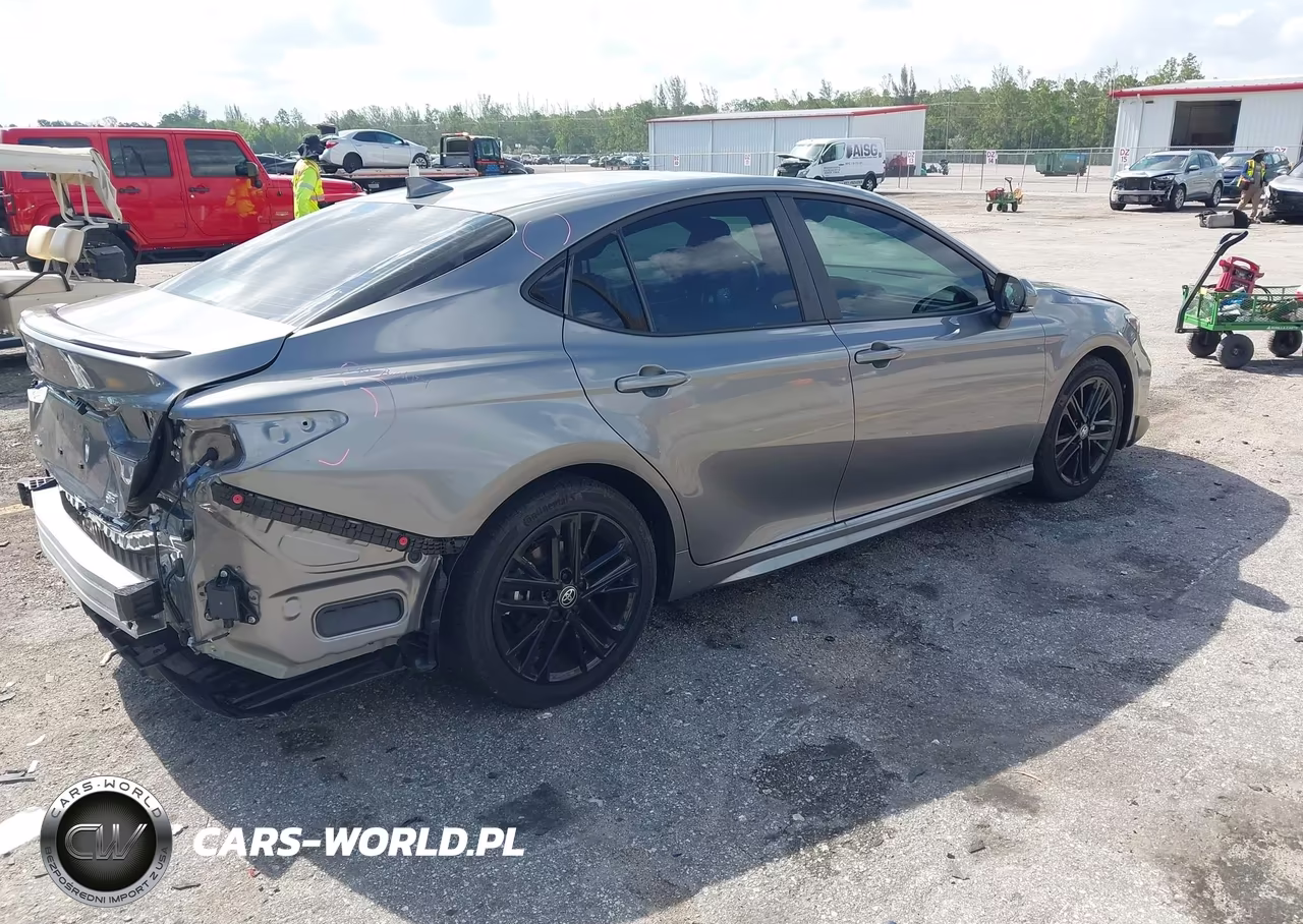 2025 Toyota Camry Se VIN:4T1DAACK3SU635402 - 4
