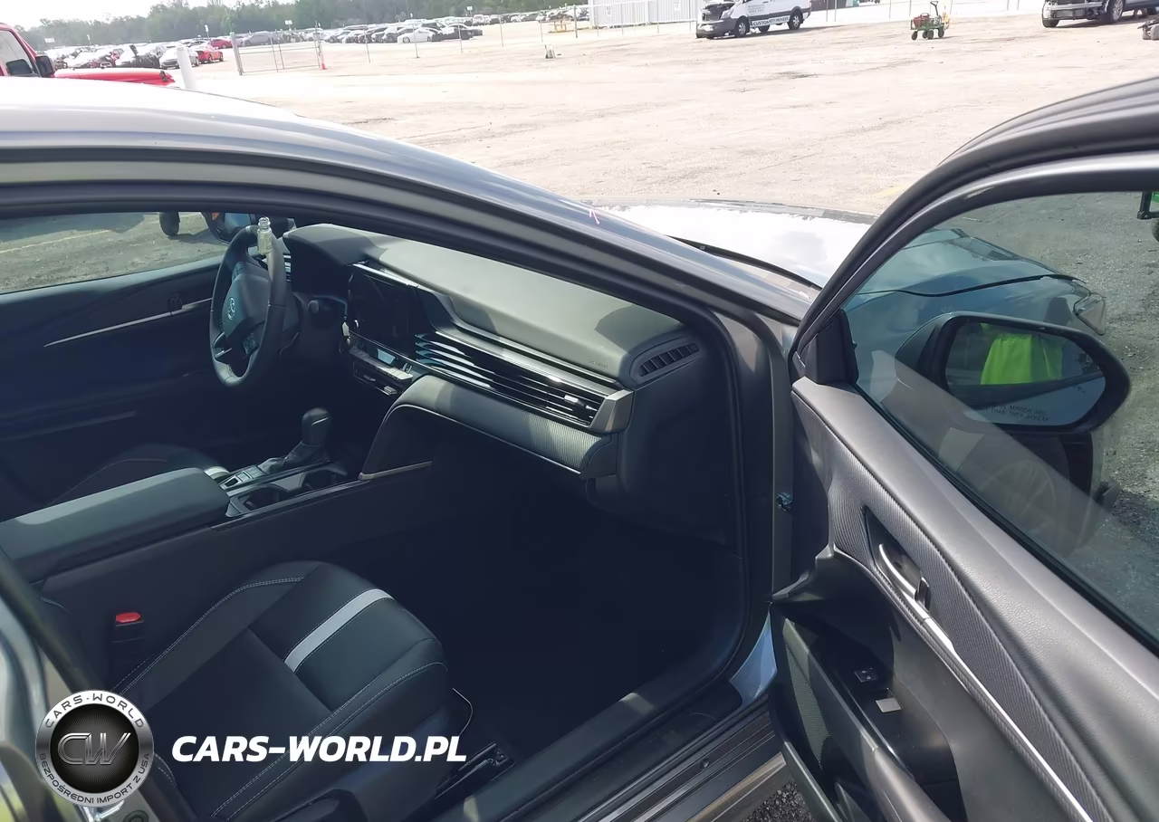2025 Toyota Camry Se VIN:4T1DAACK3SU635402 - 5