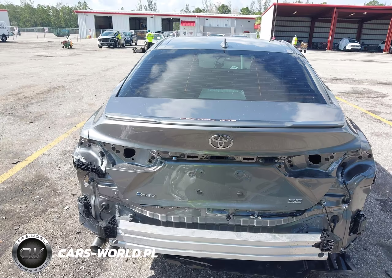 2025 Toyota Camry Se VIN:4T1DAACK3SU635402 - 6