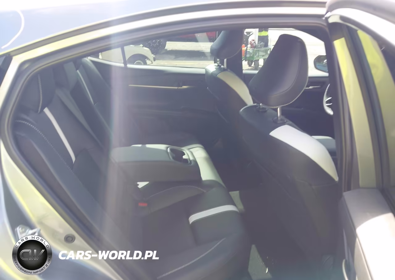 2025 Toyota Camry Se VIN:4T1DAACK3SU635402 - 8