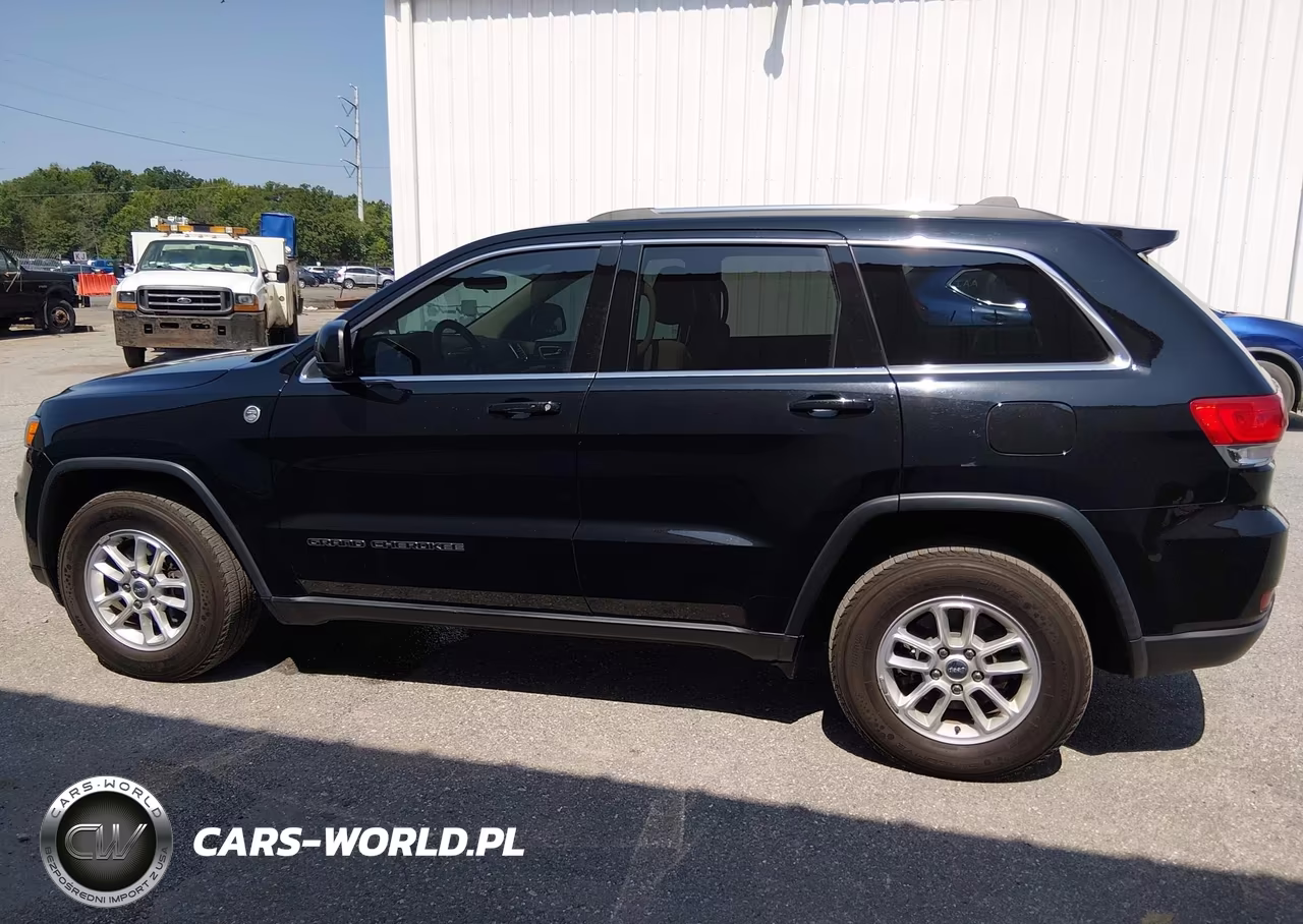 2019 Jeep Grand Cherokee Laredo E 4X4 VIN:1C4RJFAG8KC836918 - 14