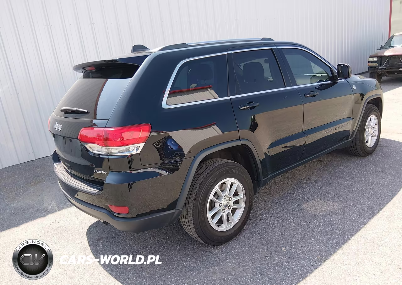 2019 Jeep Grand Cherokee Laredo E 4X4 VIN:1C4RJFAG8KC836918 - 4