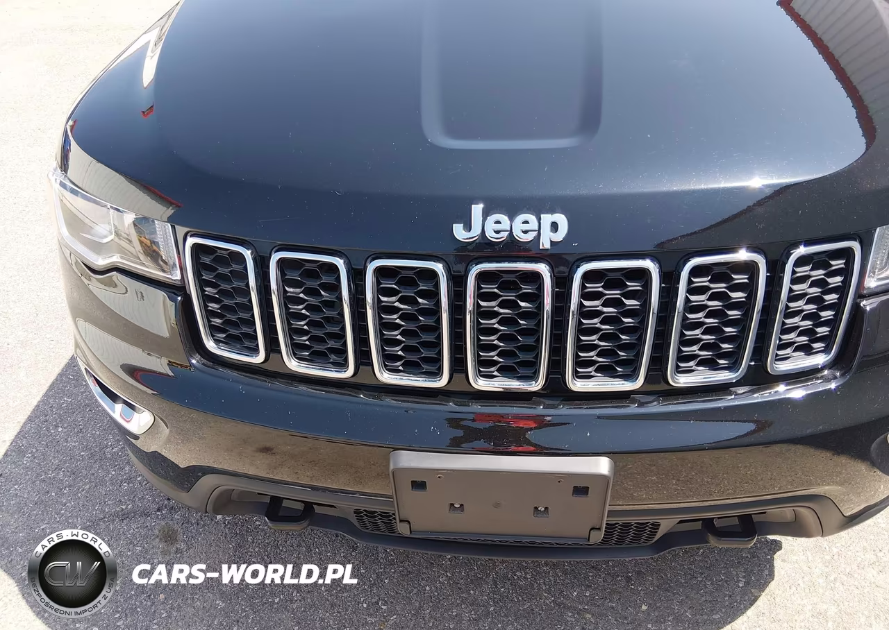 2019 Jeep Grand Cherokee Laredo E 4X4 VIN:1C4RJFAG8KC836918 - 6