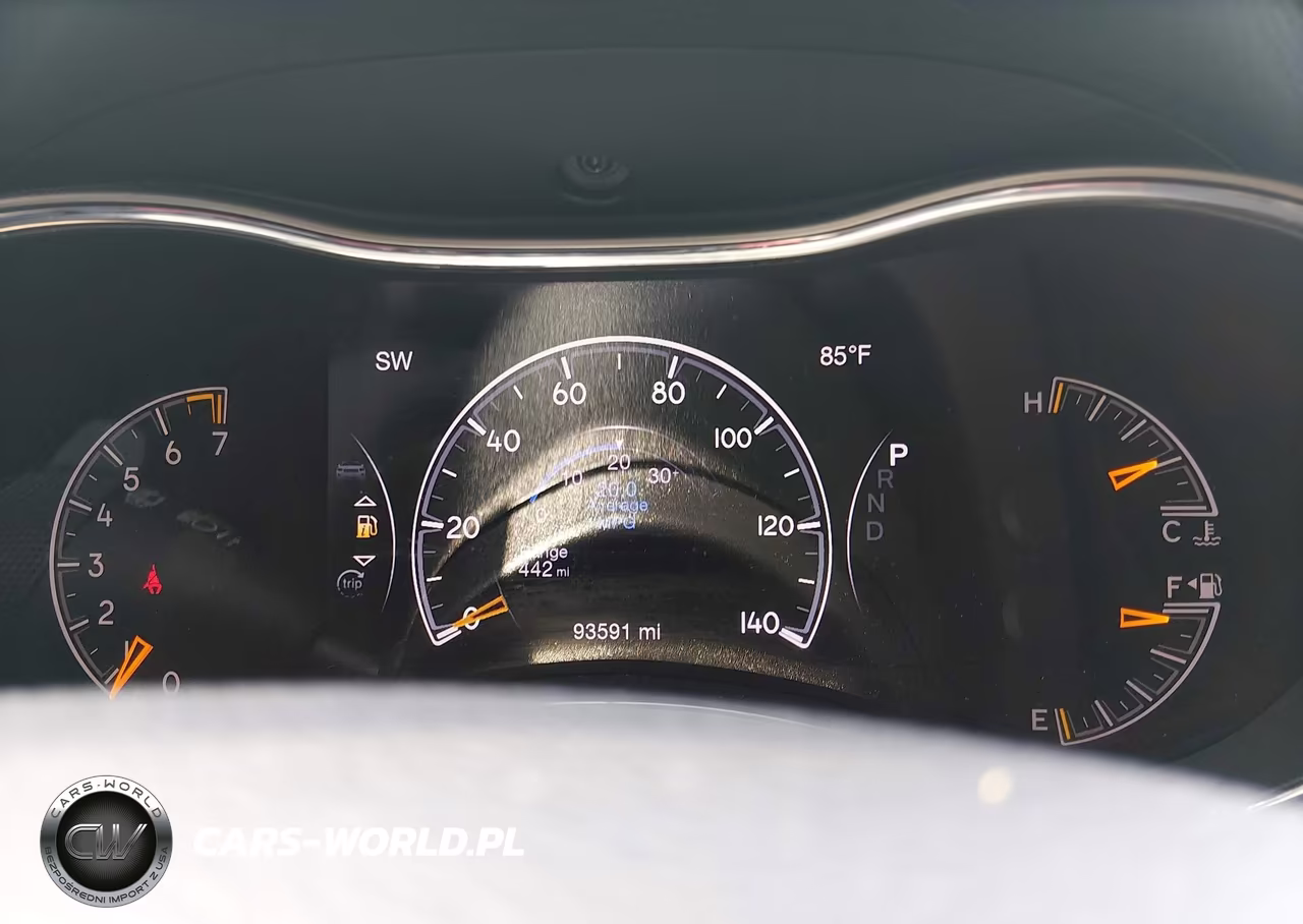 2019 Jeep Grand Cherokee Laredo E 4X4 VIN:1C4RJFAG8KC836918 - 7