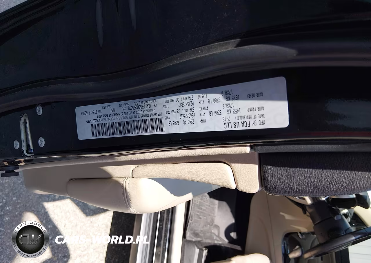 2019 Jeep Grand Cherokee Laredo E 4X4 VIN:1C4RJFAG8KC836918 - 9