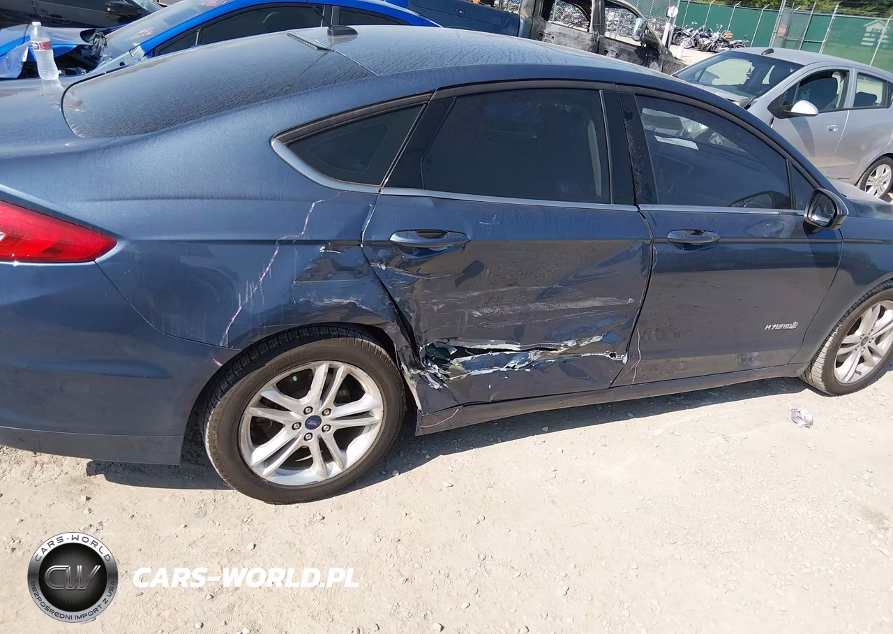 2018 Ford Fusion Hybrid Se VIN:3FA6P0LU6JR169578 - 6