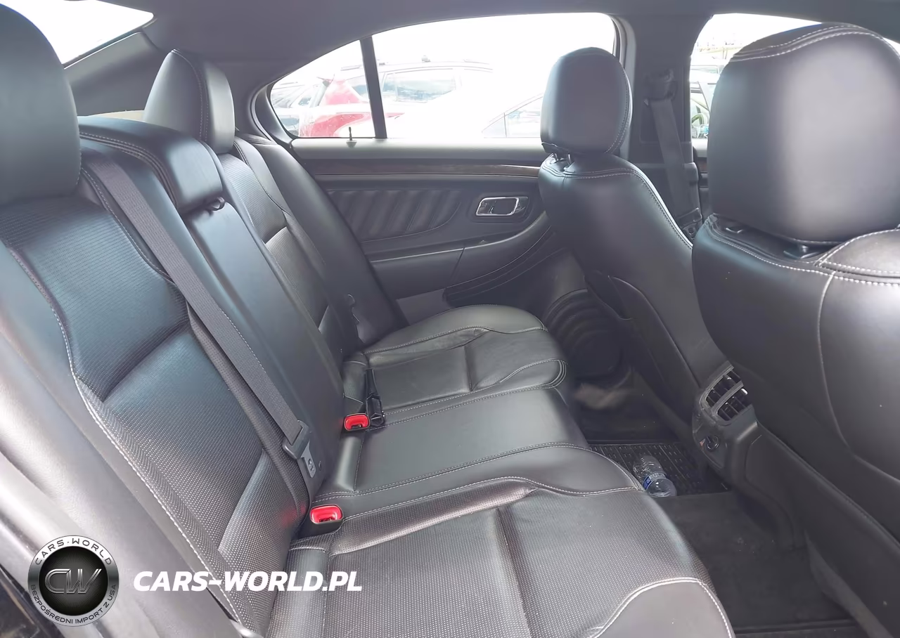 2016 Ford Taurus Limited VIN:1FAHP2F88GG124693 - 8