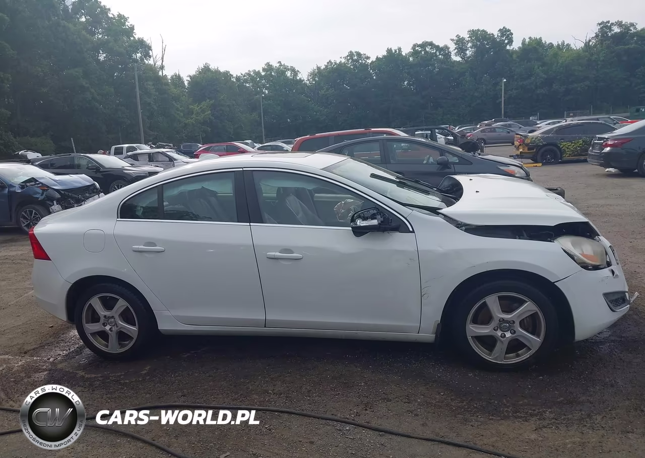 2012 Volvo S60 T5-T5 W-Moonroof VIN:YV1622FS5C2127435 - 13