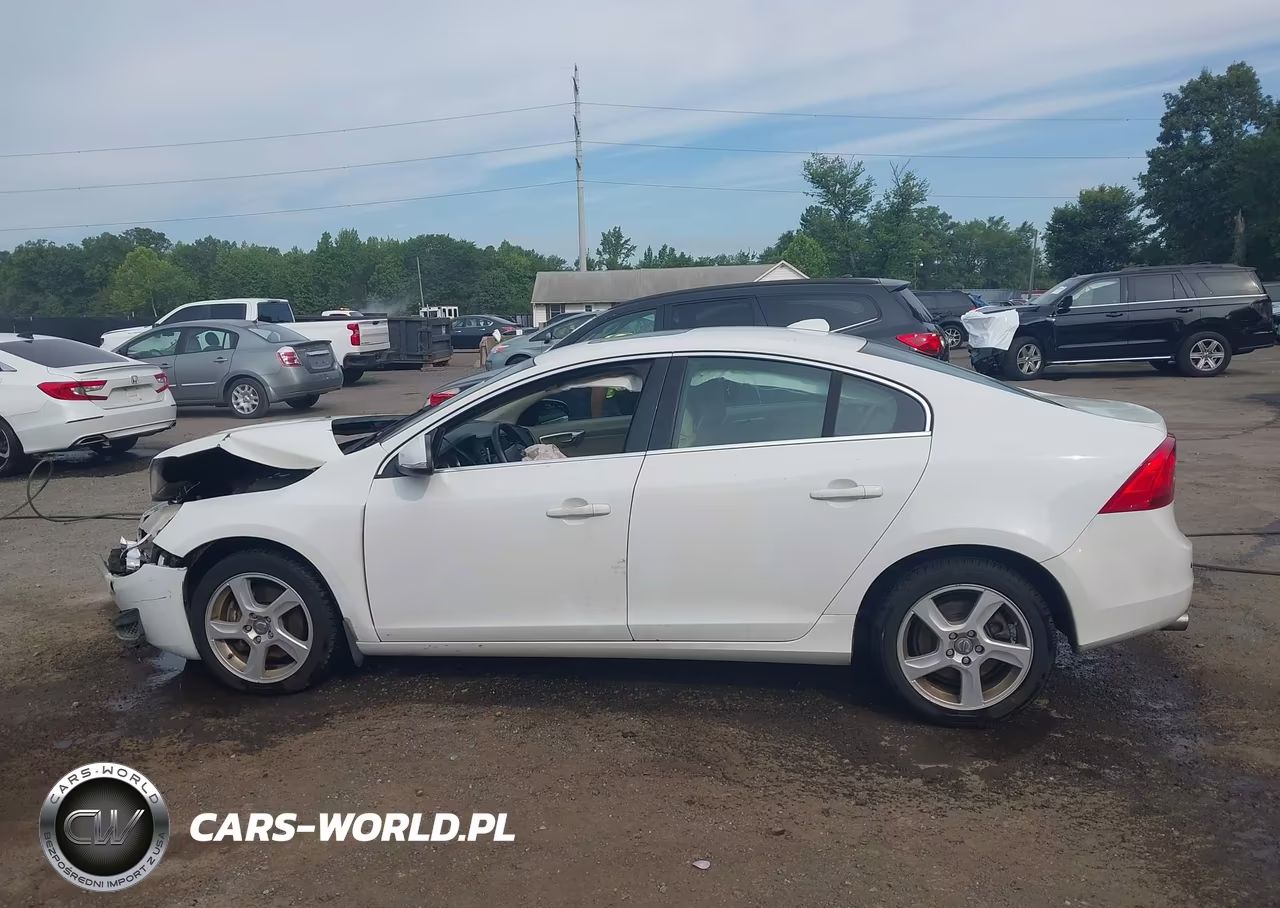 2012 Volvo S60 T5-T5 W-Moonroof VIN:YV1622FS5C2127435 - 14