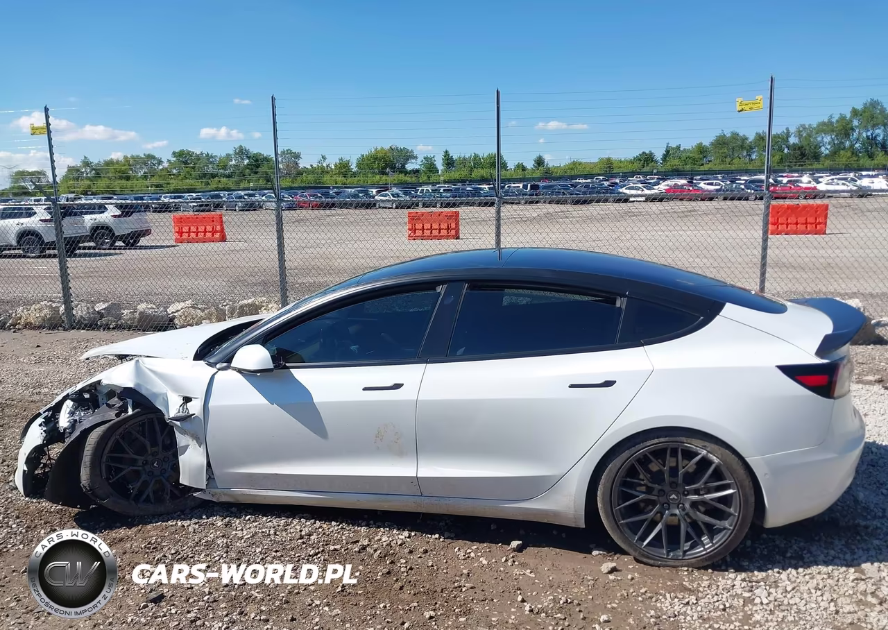 2018 Tesla Model 3 Long Range-Performance VIN:5YJ3E1EB5JF073866 - 12