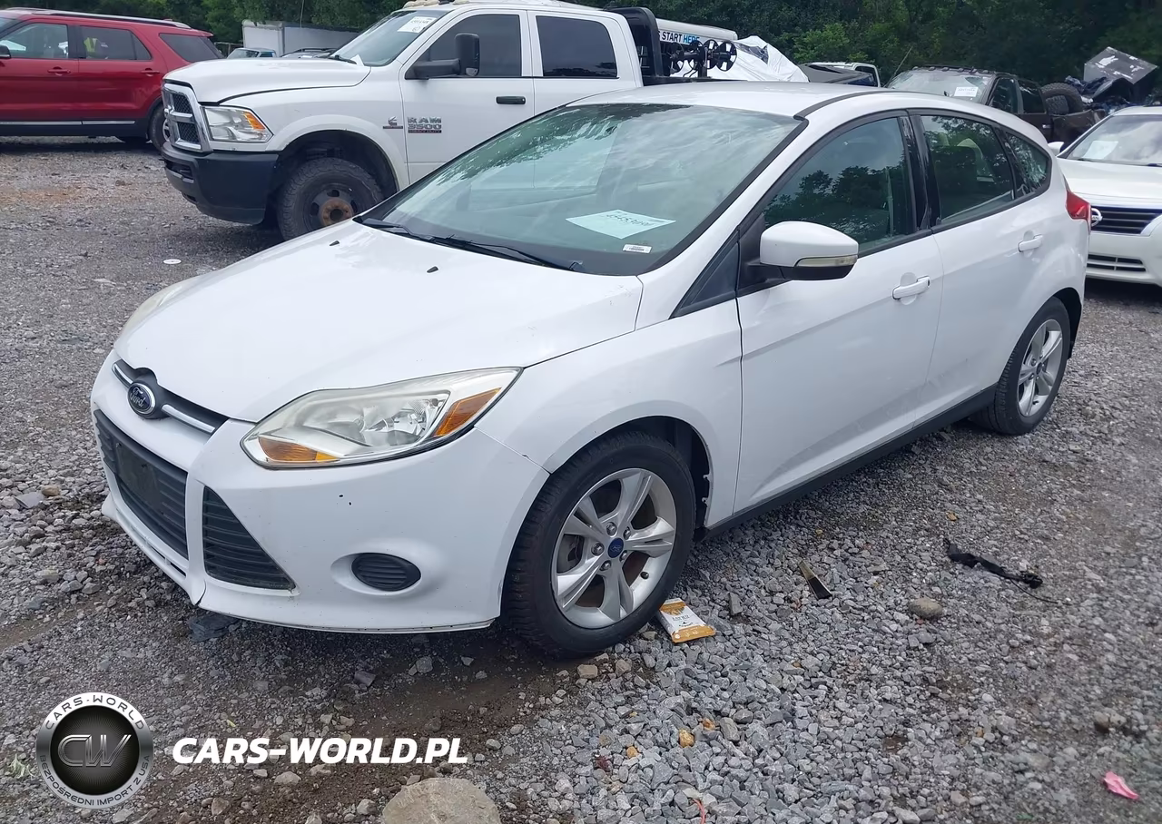 2014 Ford Focus Se VIN:1FADP3K22EL262661 - 2