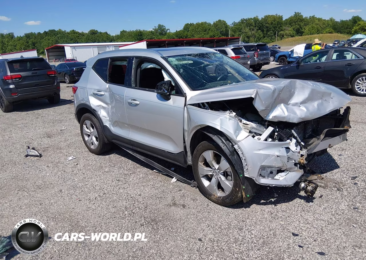 2019 Volvo Xc40 T5 Momentum