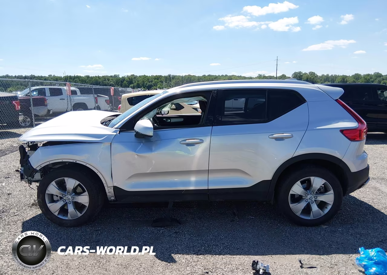2019 Volvo Xc40 T5 Momentum VIN:YV4162UK4K2143323 - 14