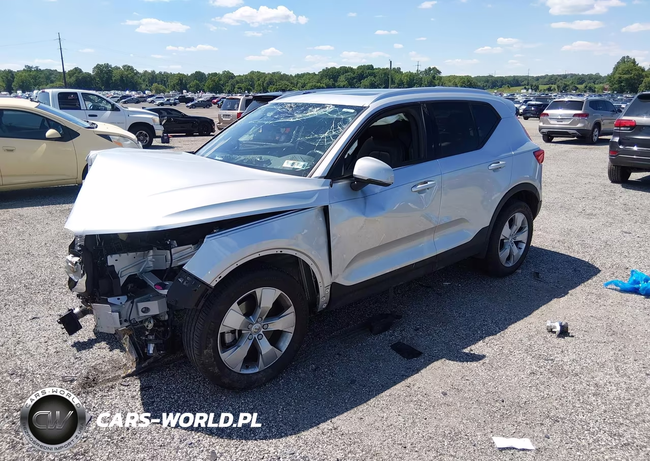 2019 Volvo Xc40 T5 Momentum VIN:YV4162UK4K2143323 - 2