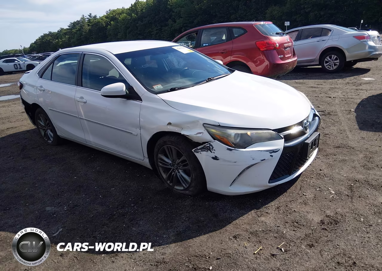 2016 Toyota Camry Se – zdjęcie 1 z 16