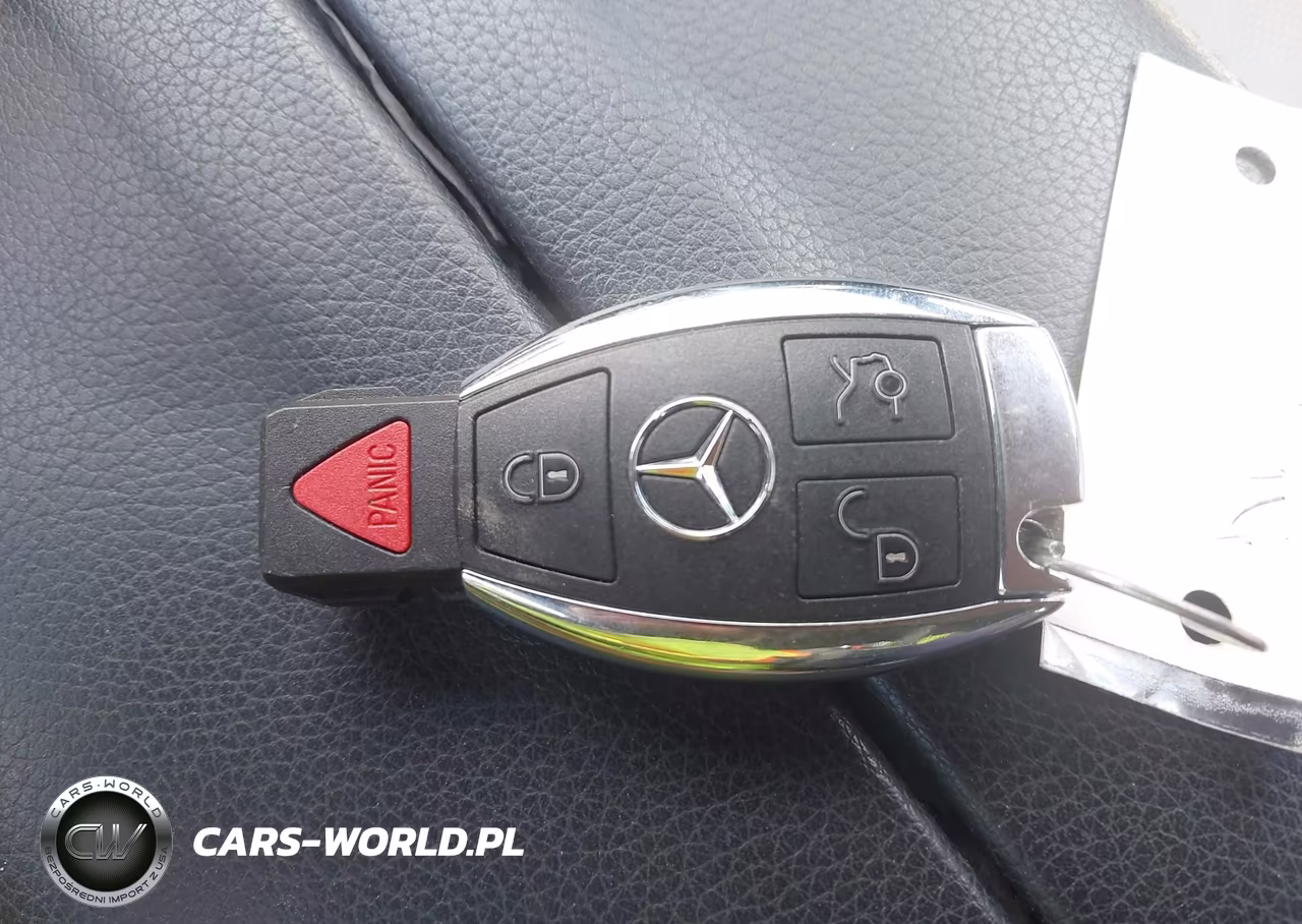 2015 Mercedes-Benz E 400 4Matic VIN:WDDHF6HB3FB037735 - 11