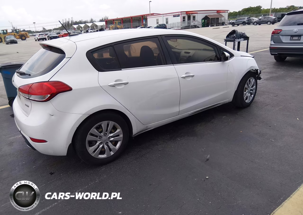 2016 Kia Forte Ex-Lx VIN:KNAFX5A85G5626581 - 4