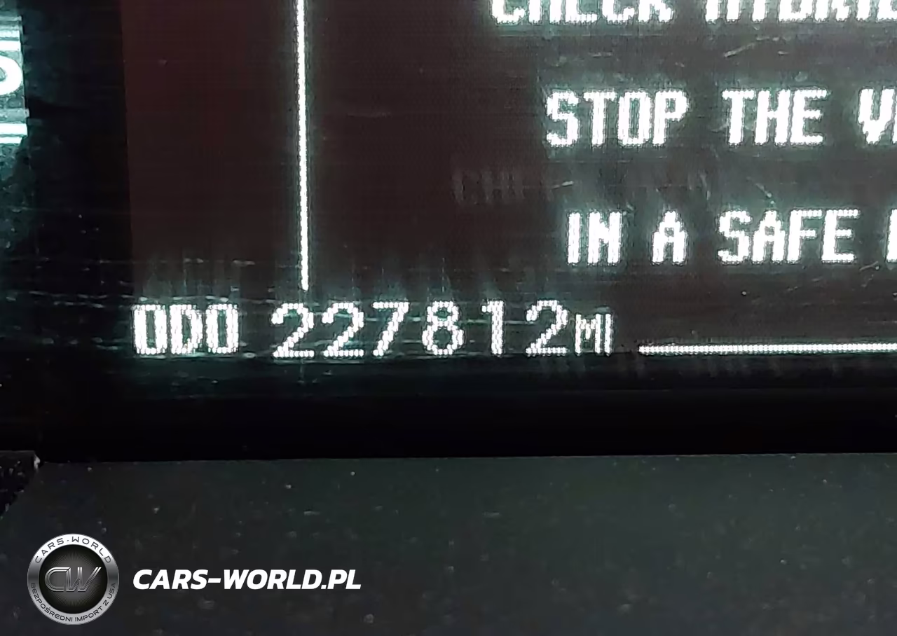 2013 Toyota Prius Two VIN:JTDKN3DU2D5546025 - 15