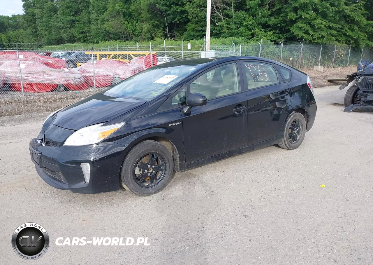 2013 Toyota Prius Two VIN:JTDKN3DU2D5546025 - 2