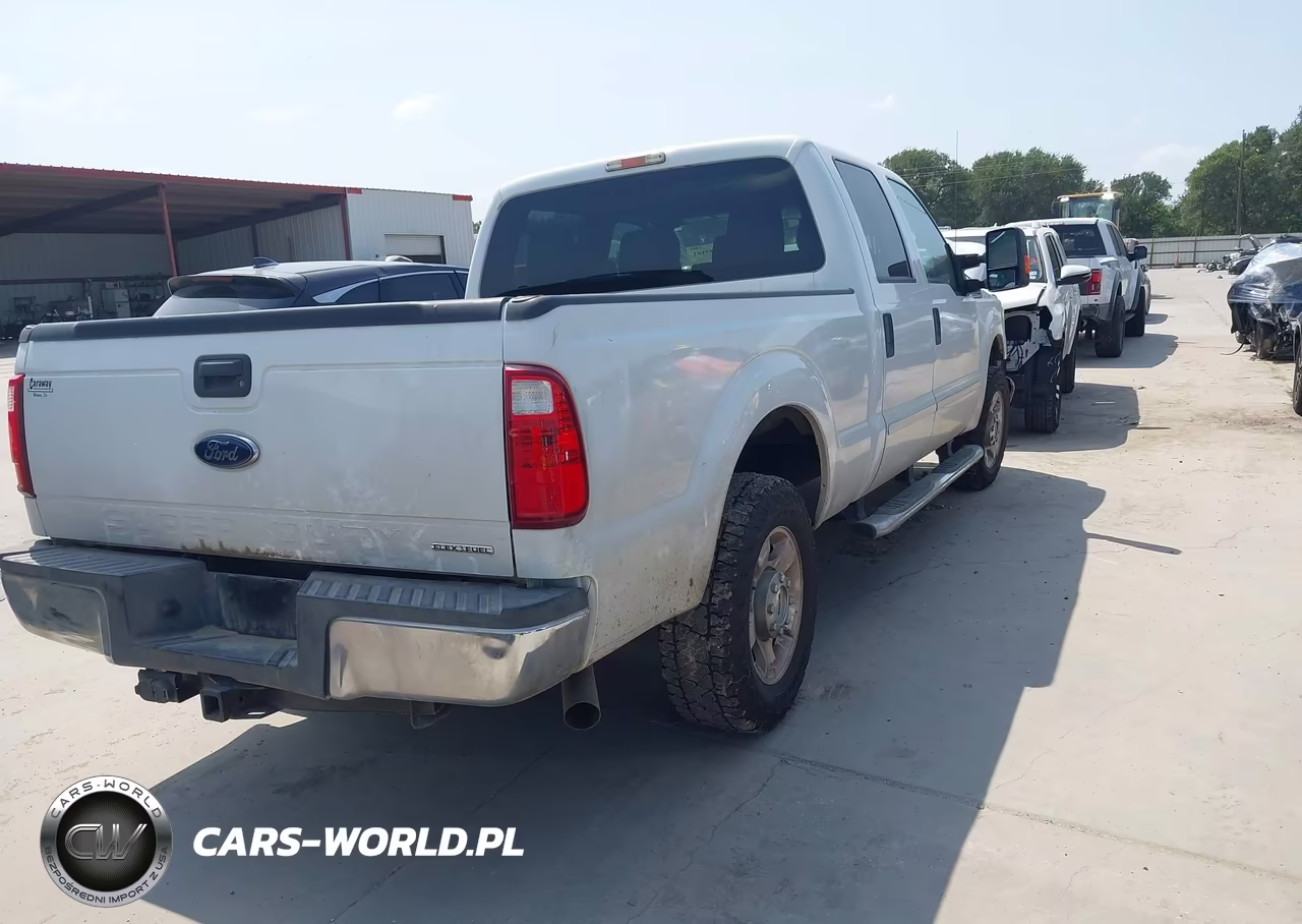 2015 Ford F-250 Xlt VIN:1FT7W2A61FEB21384 - 4