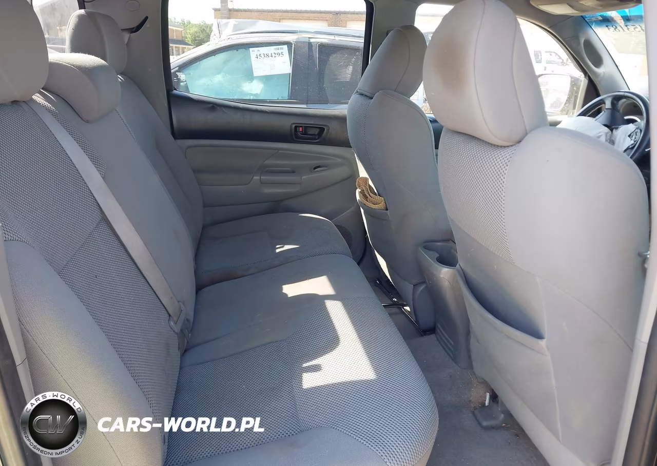 2010 Toyota Tacoma Double Cab VIN:3TMLU4EN9AM049581 - 8