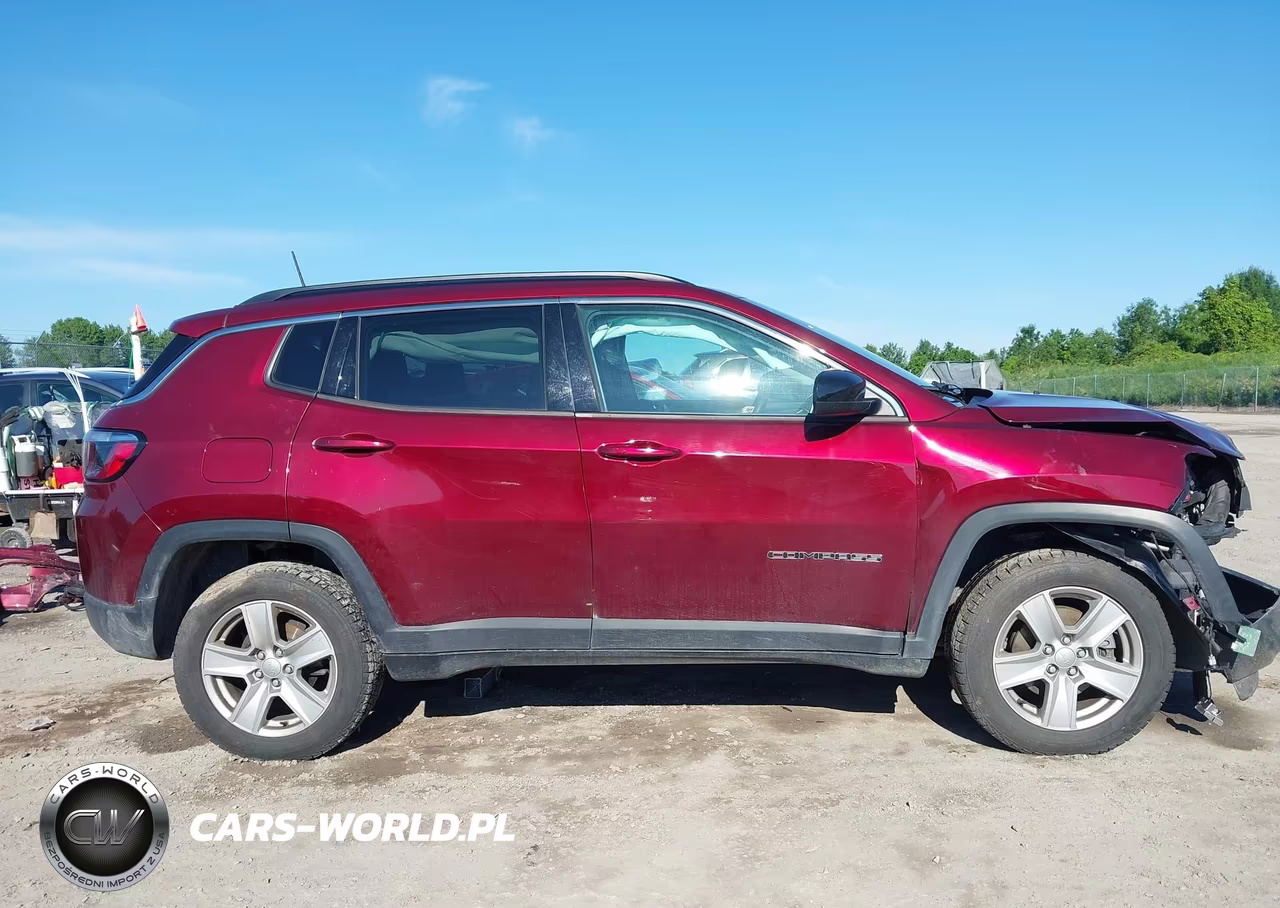 2022 Jeep Compass Latitude 4X4 VIN:3C4NJDBB2NT124905 - 14