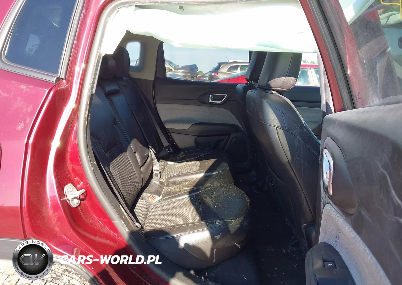 2022 Jeep Compass Latitude 4X4 VIN:3C4NJDBB2NT124905 - 8