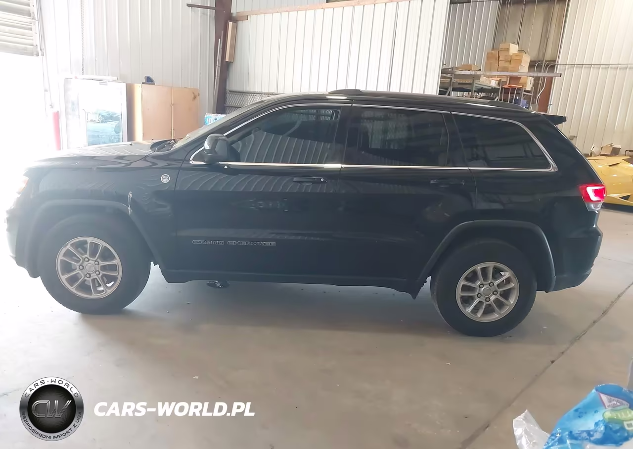 2019 Jeep Grand Cherokee Laredo E 4X4 VIN:1C4RJFAGXKC836936 - 14