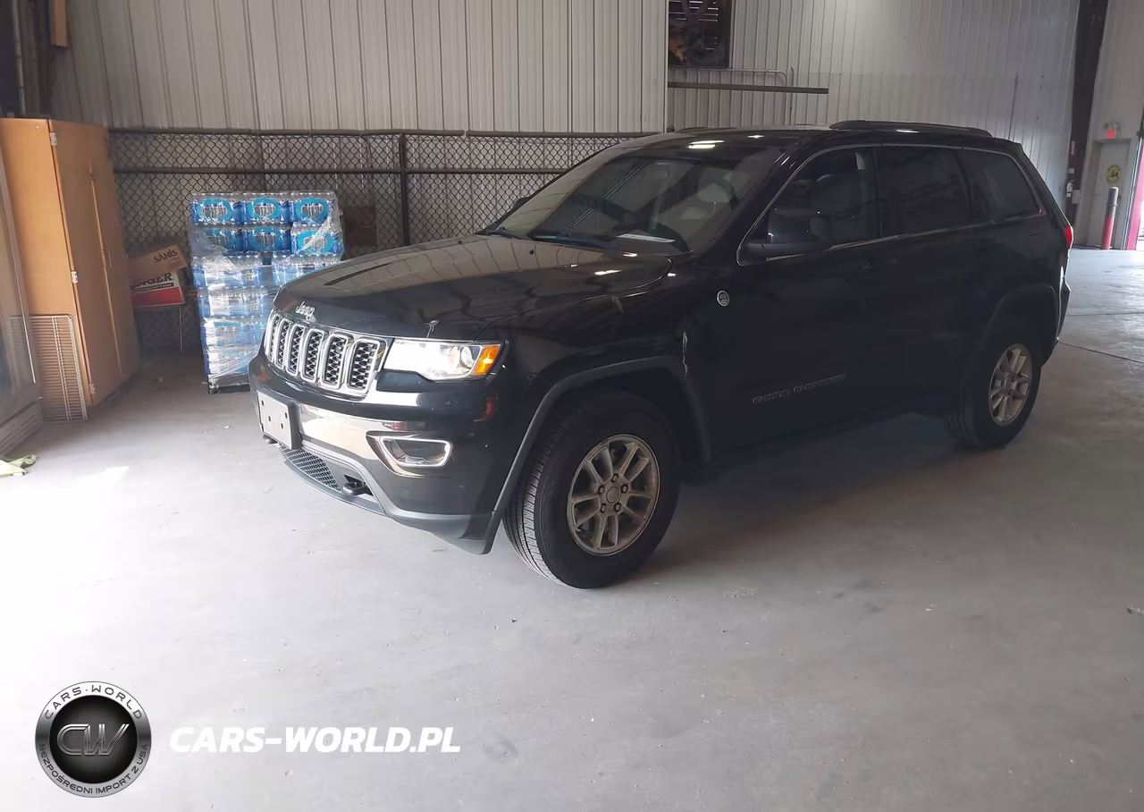 2019 Jeep Grand Cherokee Laredo E 4X4 VIN:1C4RJFAGXKC836936 - 2