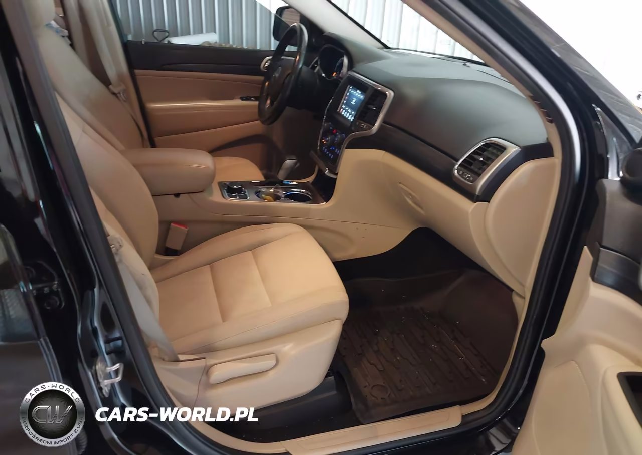 2019 Jeep Grand Cherokee Laredo E 4X4 VIN:1C4RJFAGXKC836936 - 5