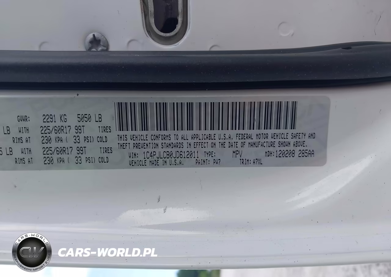 2018 Jeep Cherokee Latitude Fwd VIN:1C4PJLCB0JD612011 - 9