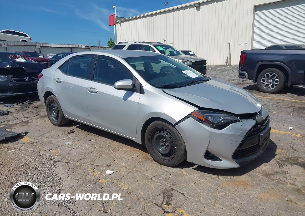 2017 Toyota Corolla Le VIN:2T1BURHE6HC922596 - 1