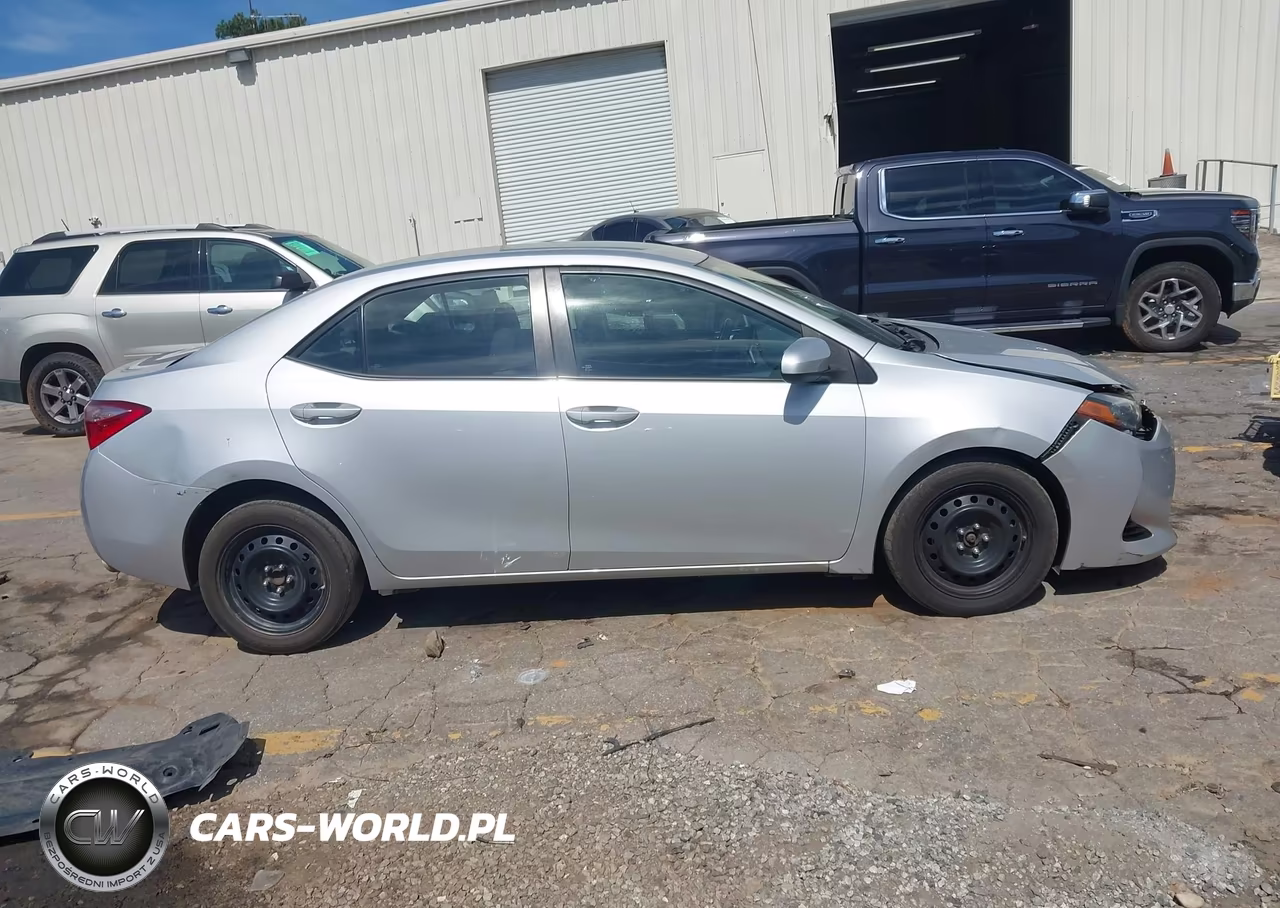 2017 Toyota Corolla Le VIN:2T1BURHE6HC922596 - 13