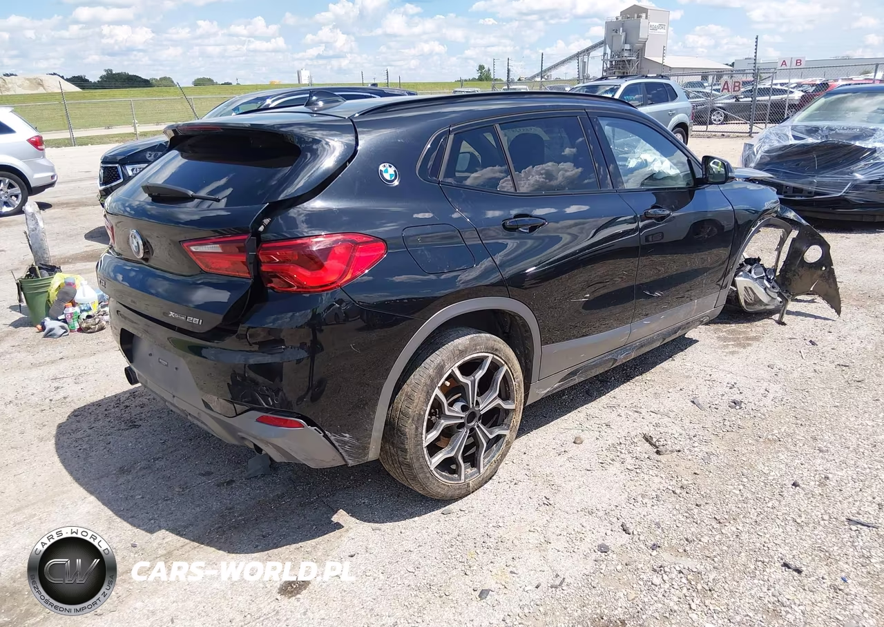 2019 BMW X2 xDrive28I VIN:WBXYJ5C58KEF83837 - 4