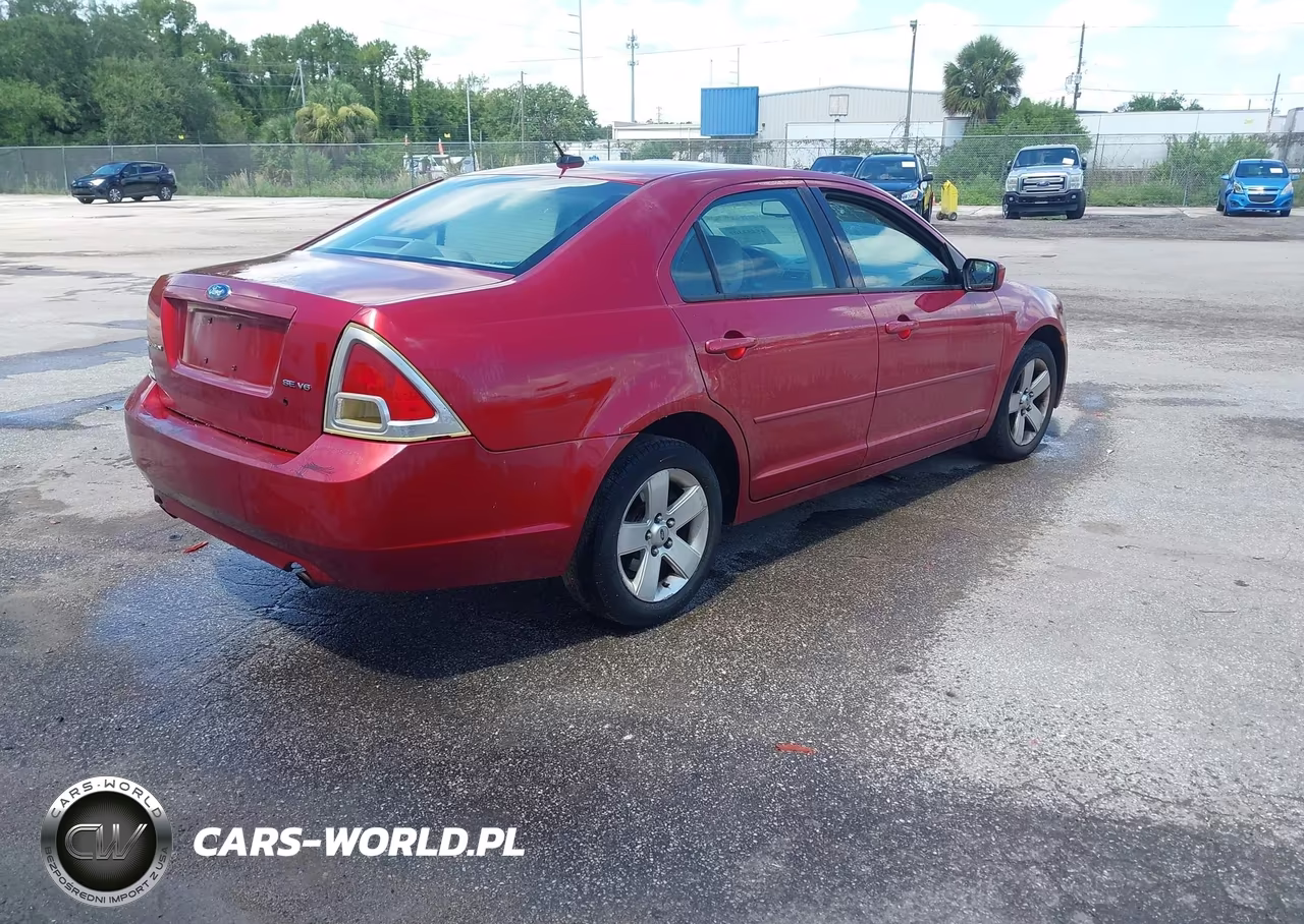 2009 Ford Fusion Se VIN:3FAHP07109R132255 - 4
