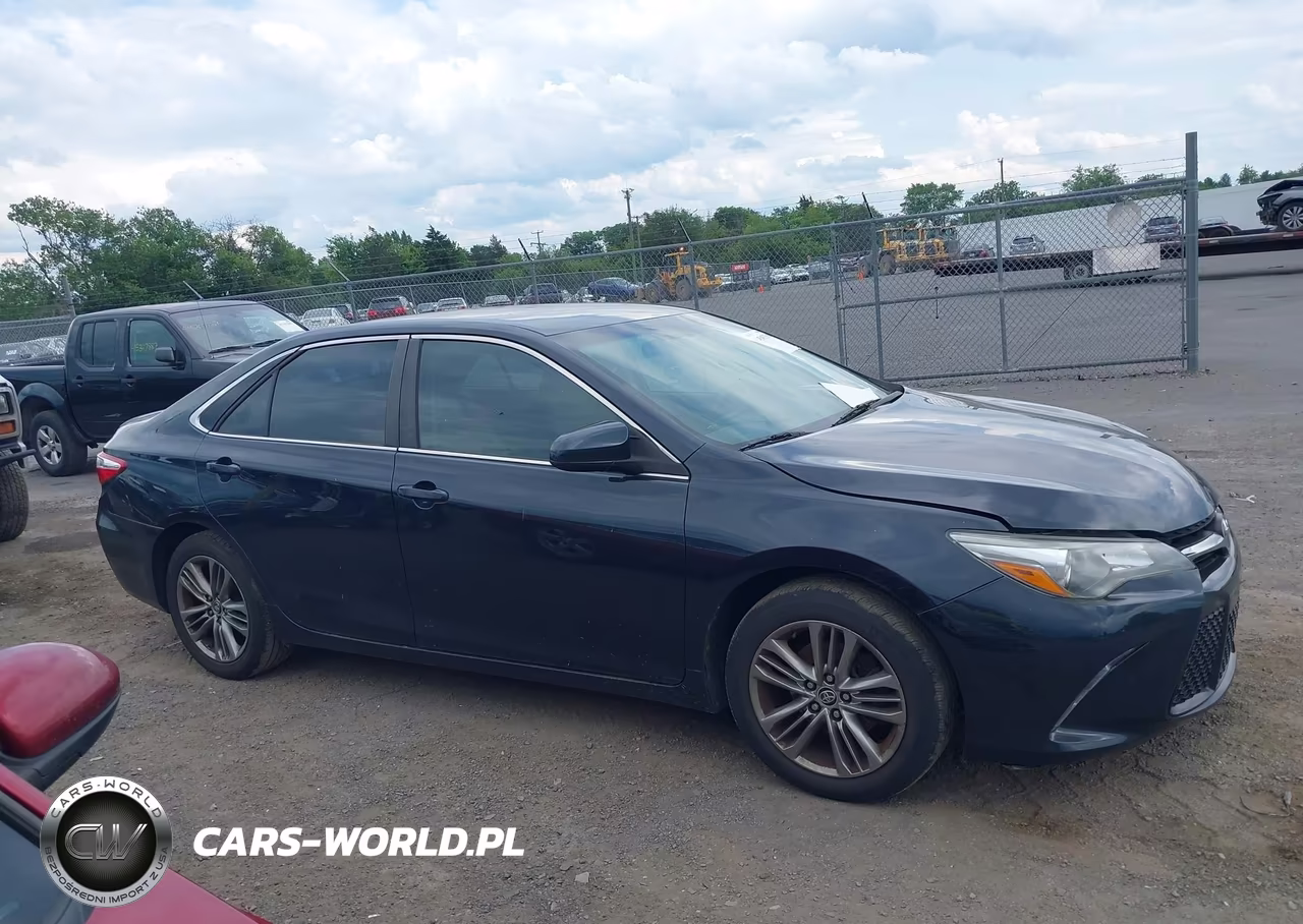 2015 Toyota Camry Se VIN:4T1BF1FK5FU052582 - 13