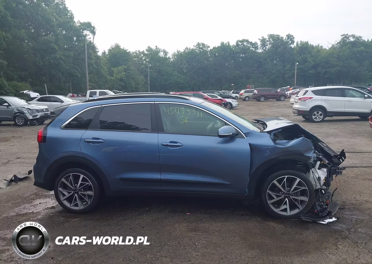 2022 Kia Niro Touring Se VIN:KNDCC3LC2N5502272 - 13