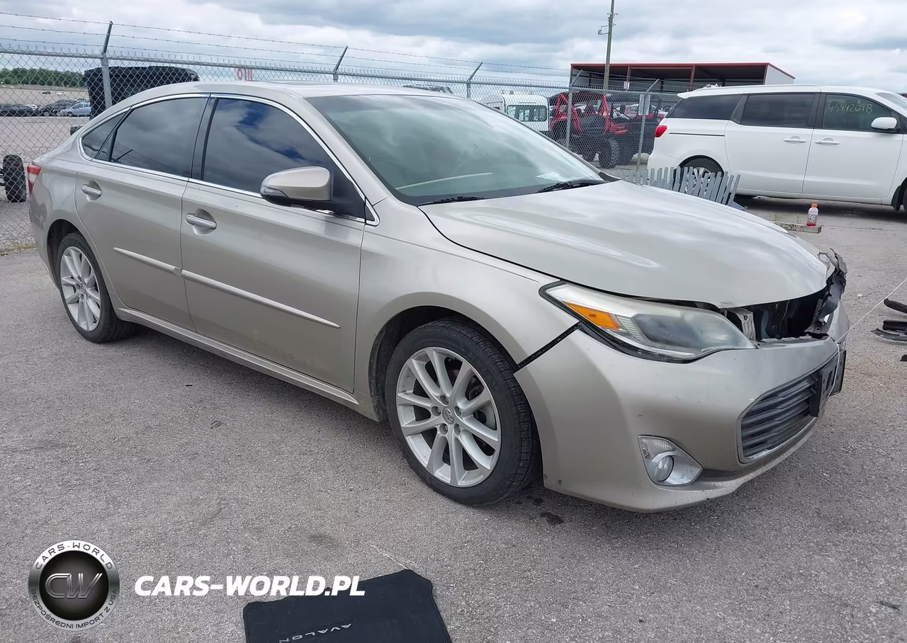 2015 Toyota Avalon Limited – zdjęcie 1 z 17