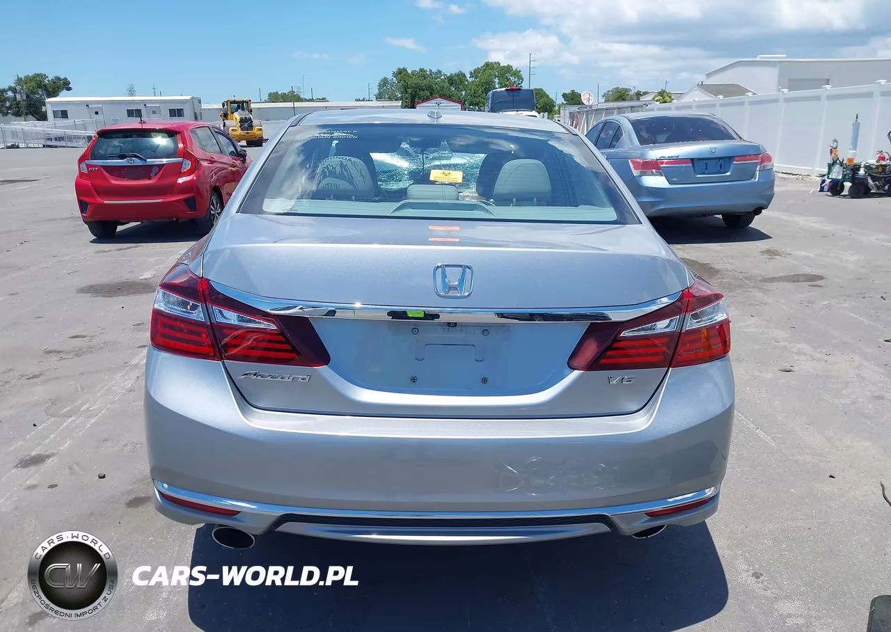 2017 Honda Accord Ex-L V6 VIN:1HGCR3F85HA016025 - 15