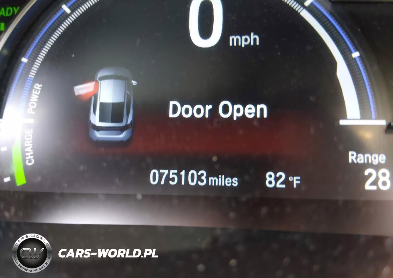 2018 Honda Clarity Plug-In Hybrid VIN:JHMZC5F18JC008843 - 15